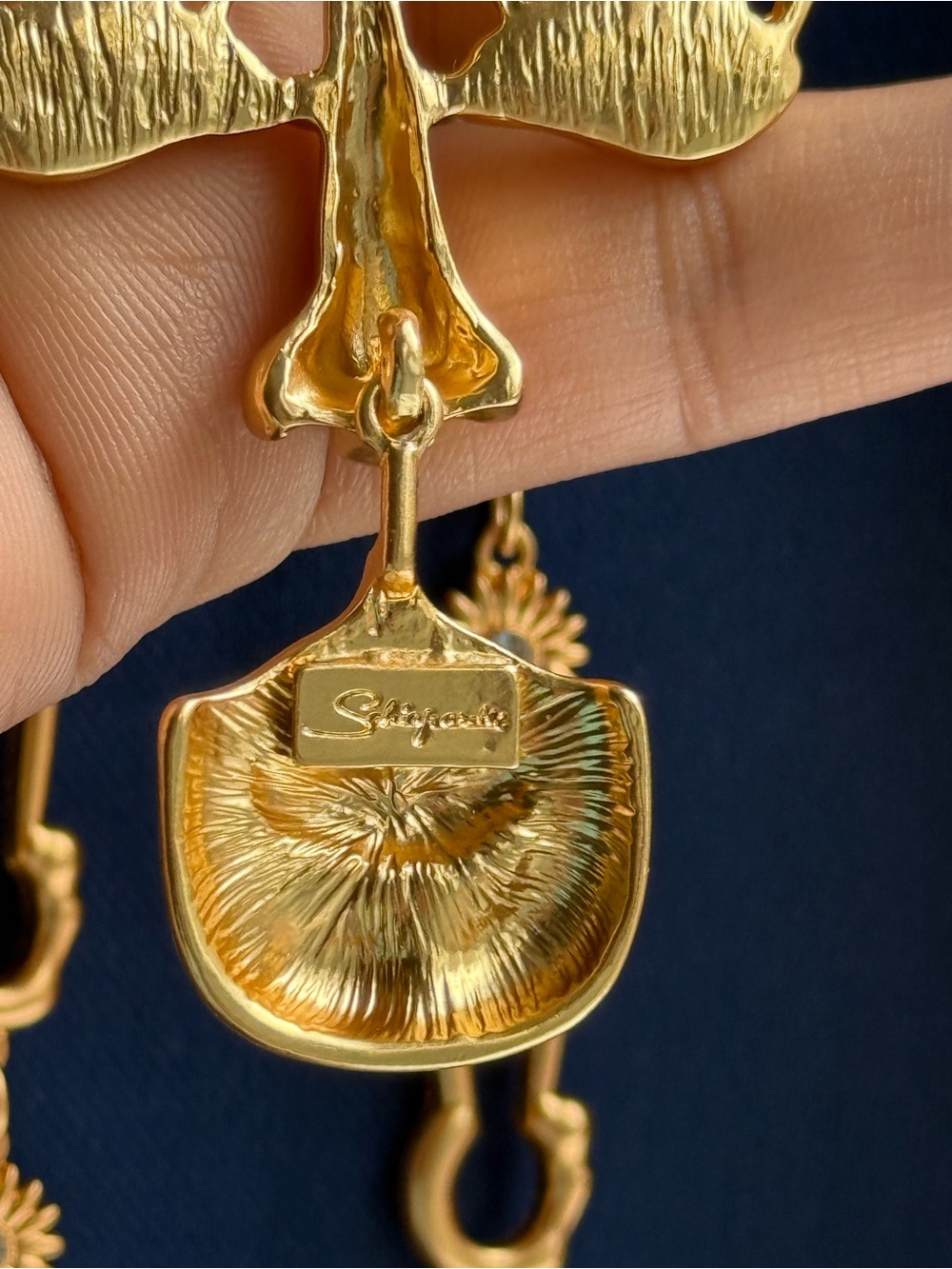 Schiaparelli Inspired Artistic Gold and Red Face Pendant Necklace - Picture 7 of 7